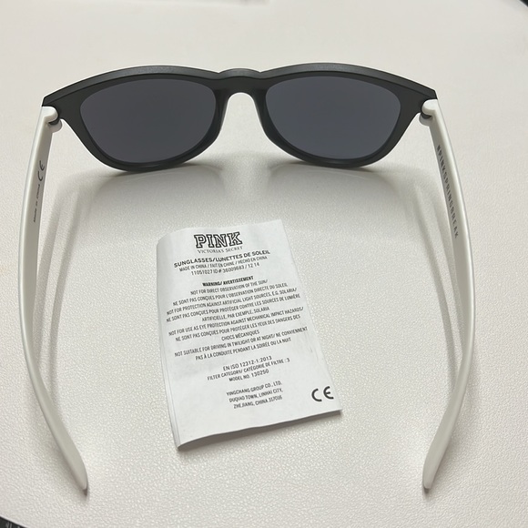 PINK - Victorias Secret - Limited Edition Spring Break Sunglasses - Picture 5 of 5